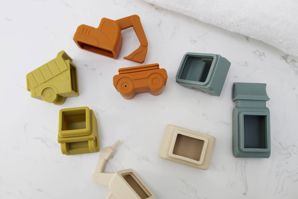 Construction Vehicle Mold Free Silicone Bath Toy Set 