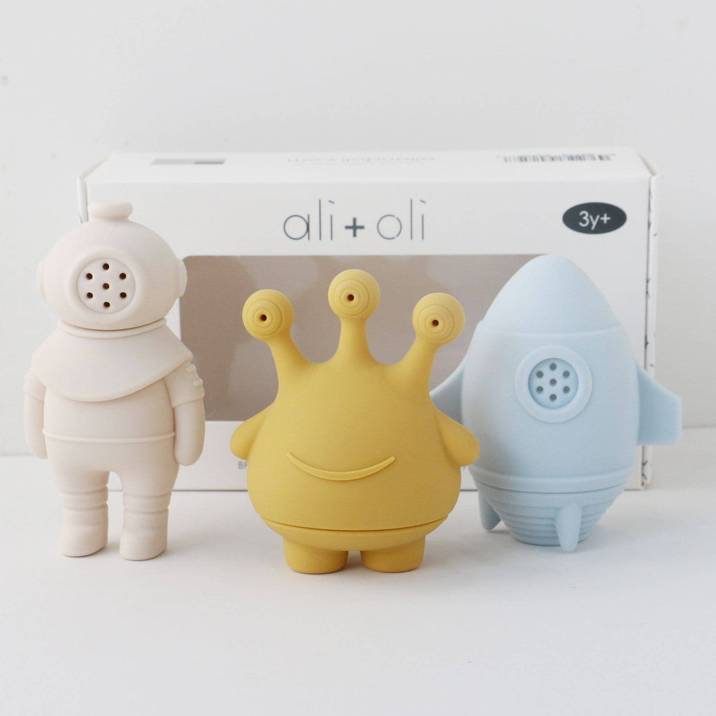 Ali+Oli (3 piece) Bath Toy Set (Space)